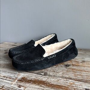 UGG Ansley Slipper for Women size 7
